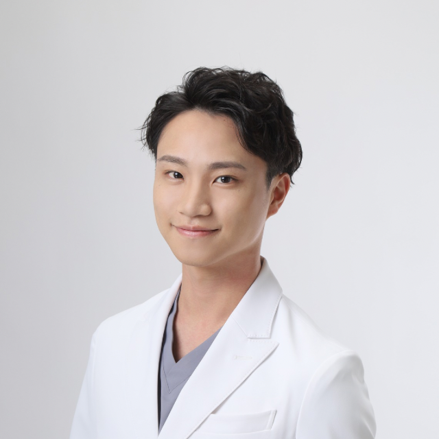 中山暁